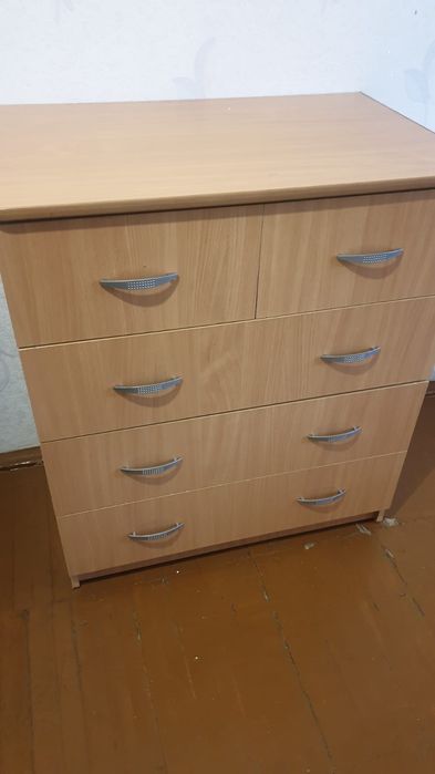 Продам хороший комод