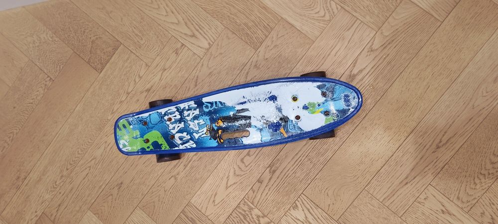 Продам скейт синий
