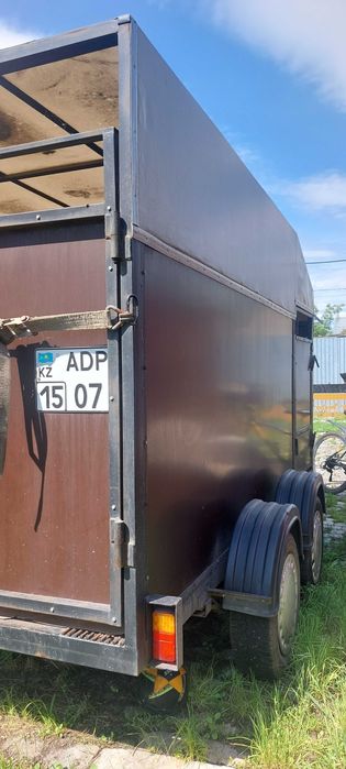 Продам коневозку.