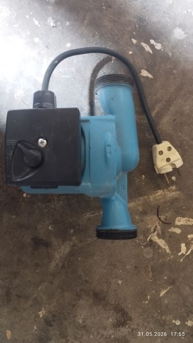 Продам циркулирующий насос .