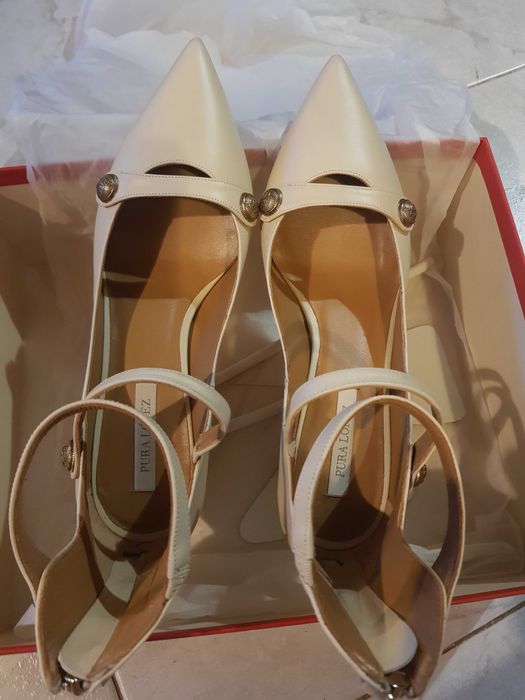 Елегантни нови обувки Pura Lopez - естествена кожа