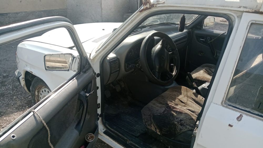 ГАЗ 3110 Волга на ходу