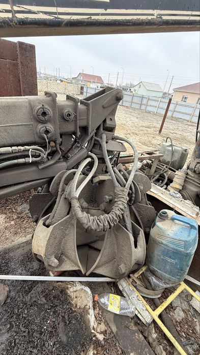 Манипулятор грейферный  прицеп.