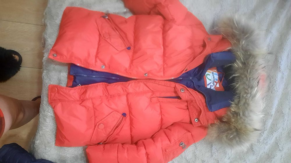 Детский зимний комплект. Куртка и комбенезон.
