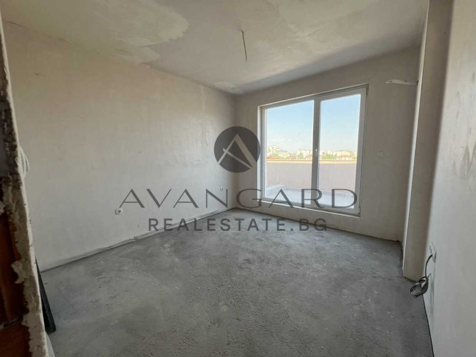 Продава се Двустаен апартамент в Пловдив, Остромила - 200 кв.м за 765 €/кв.м - Снимка #2