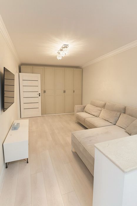 Inchiriere Apartament 3 Camere Gorjului, Nou Renovat, 5 min metrou