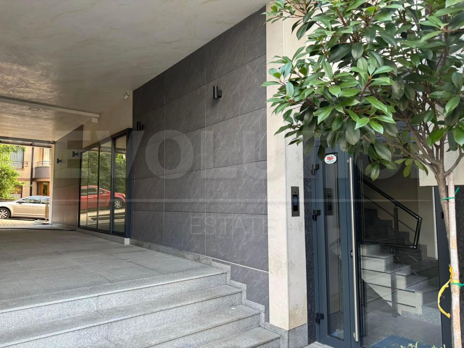 Продава се Четиристаен апартамент в София, Лозенец - 150 кв.м за 3198 €/кв.м - Снимка #14