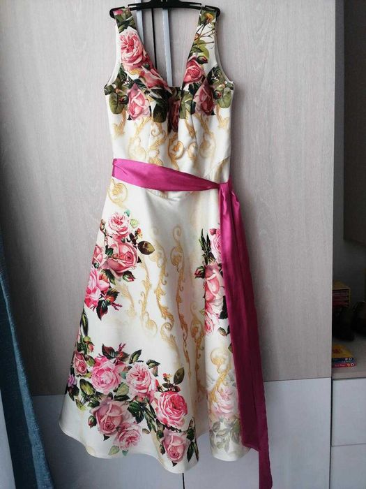 Rochie eleganta, midi, marimea 36