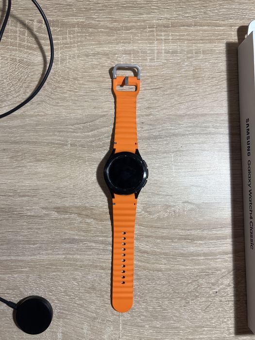 Часовник,Galaxy watch4 classic