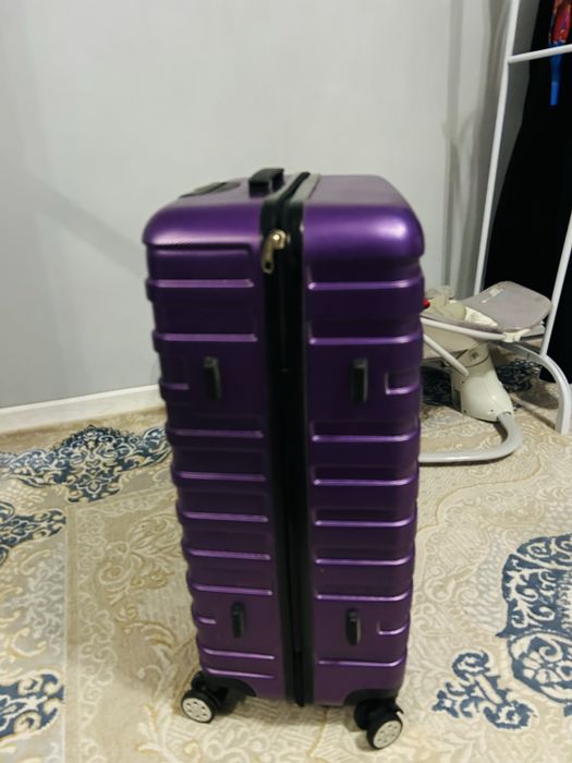 Чемодан большой люкс