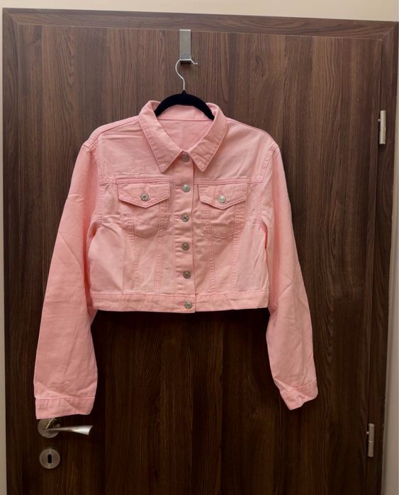 Чисто ново светло розово дънково дънкено яке
