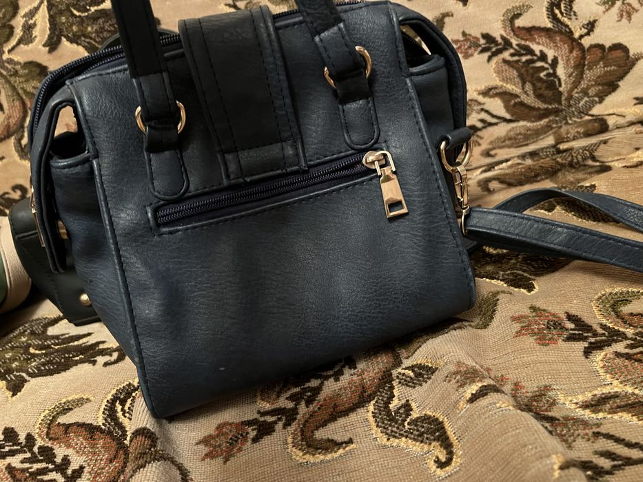 Продам сумки женские