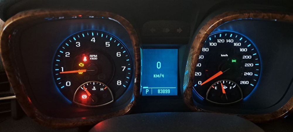 Малибу 1 2013 год Цвет белый жемчуг Пробег 83000 км Краска 100% Шумка