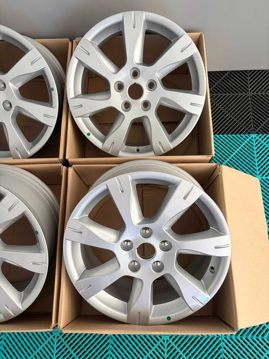 Jante R17 gama Renault Megane 3 Fluence Scenic Kadjar Duster Koleos Talisman noi originale Renault 5x114.3 66.1mm Et49