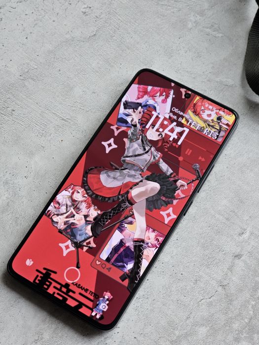 Телефон poco f6 12/512