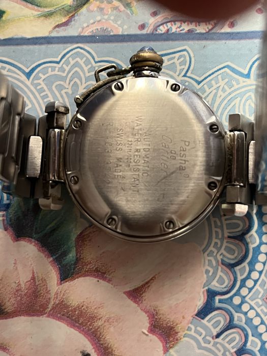 Ceas, cartier de vanzare  mai multe detali la telefon