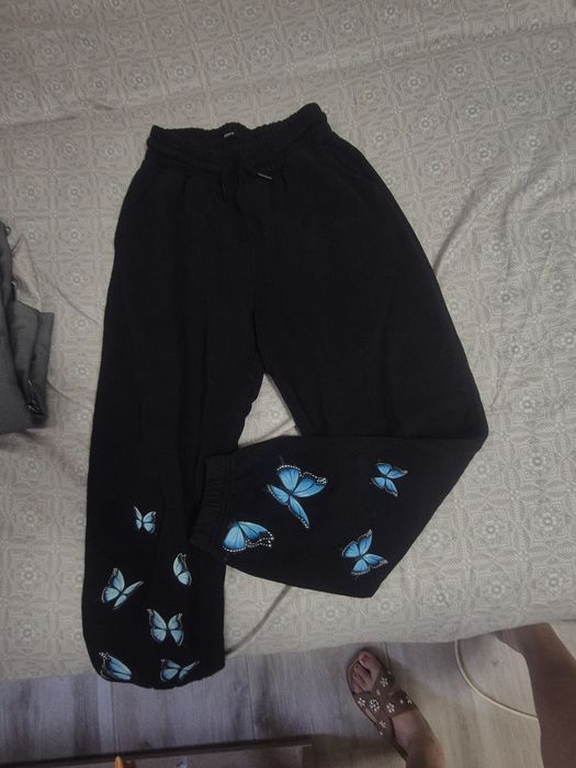 Pantaloni de diferite marci si marimi