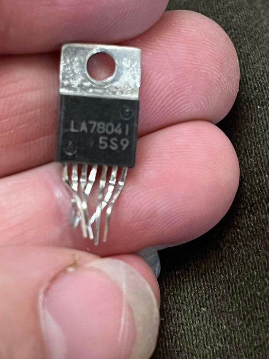 Електронни компоненти