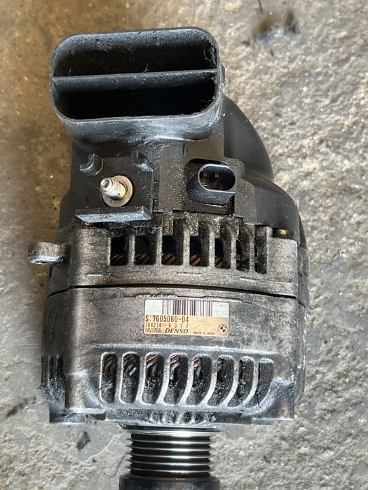 Alternator bmw f20 f21 f30 f31 n13 114i 116i 316i 320i cod7605060