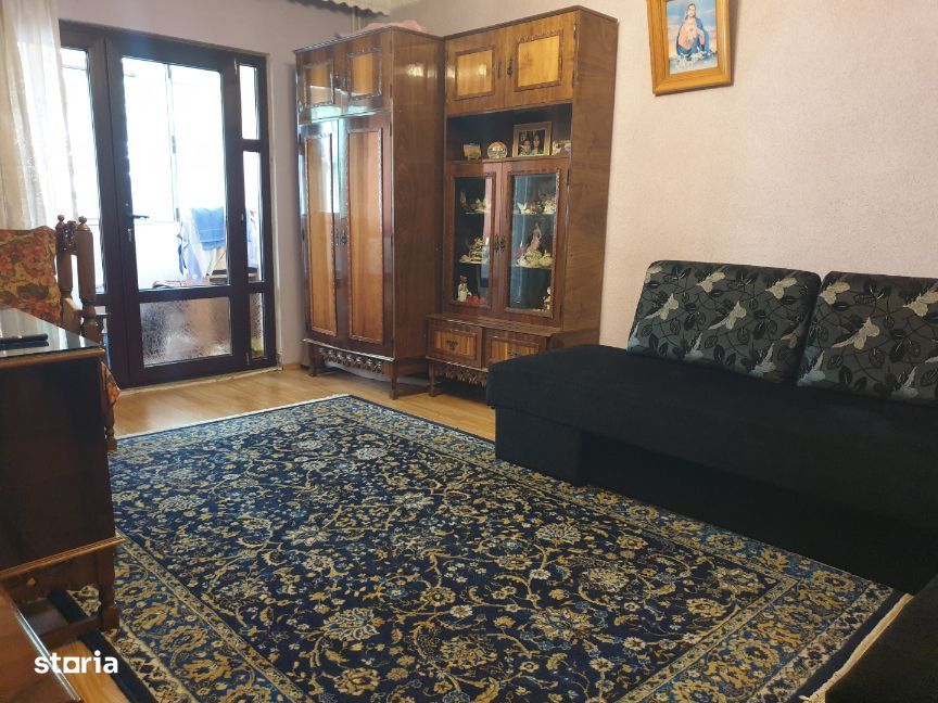 Iasi –Dacia - Apartament cu 2 camere ideal compartimentat ( spatios ) — fotografia 3