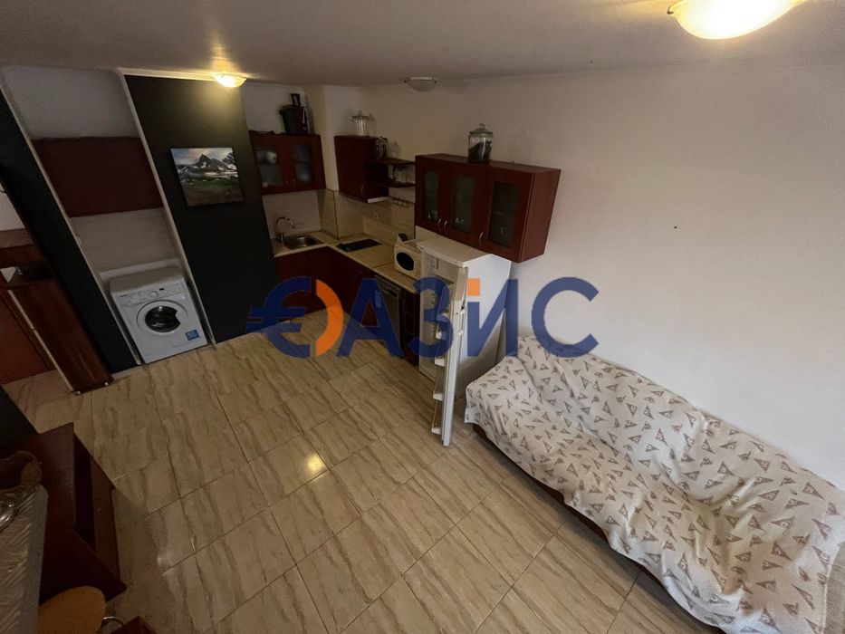Продава се Четиристаен апартамент в Свети Влас - 138 кв.м за 1033 €/кв.м - Снимка #9