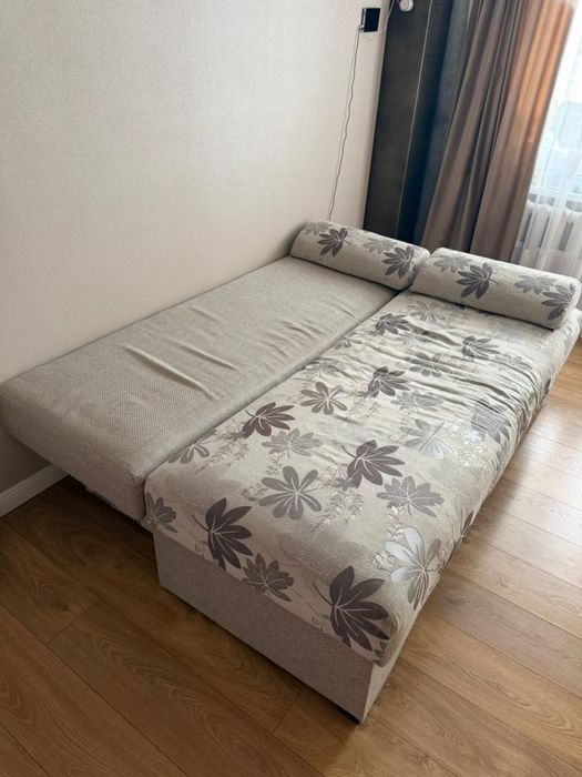 Продам диван в хорошем состоянии
