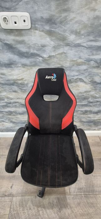 Продам кресло AeroCool