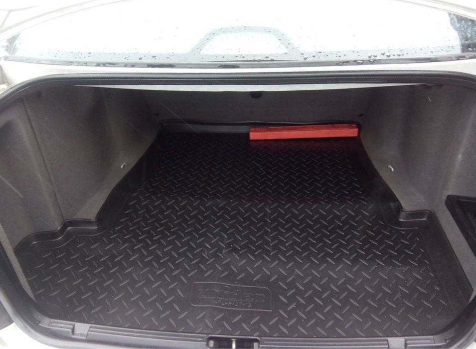 Коврики для багажника