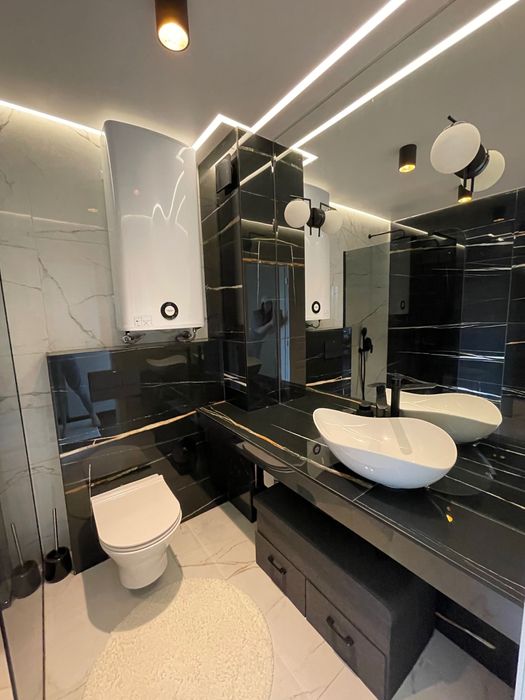 Продава се Двустаен апартамент в Варна, Морска градина - 85 кв.м за 4683 €/кв.м - Снимка #11