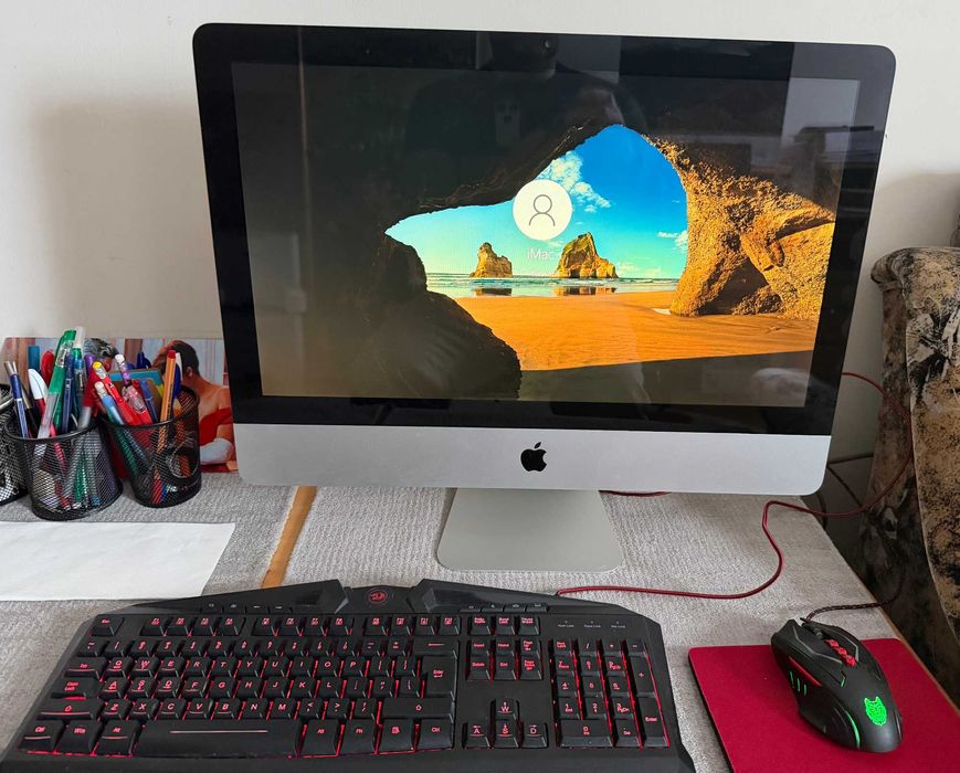 Calculator/Sistem Apple iMac 21.5", 8Gb, 500Gb