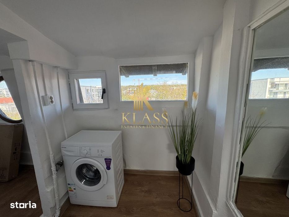 Apartament de vanzare  decomandat cu 3 camere  in  Pipera
