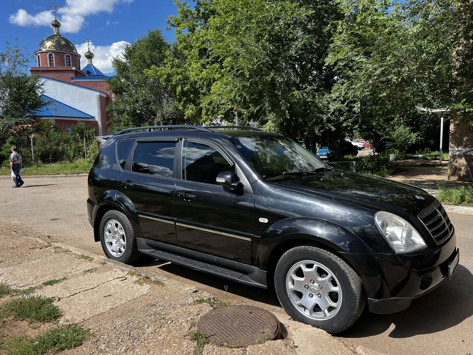 Продам внедорожник