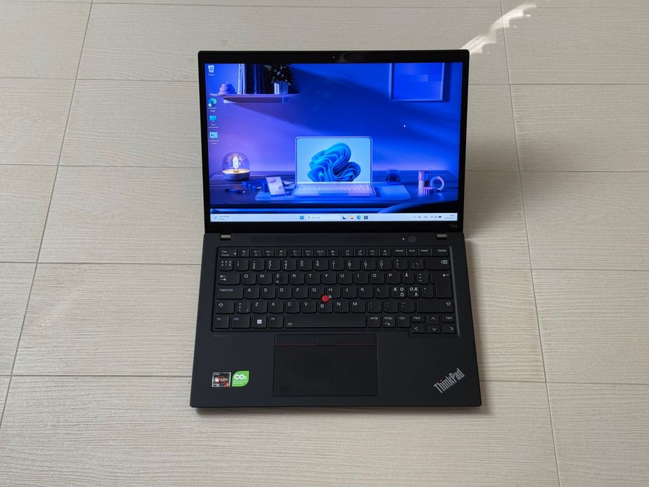 Като Нов 14'FHD+IPS Touchscreen/Ryzen 5 Pro-7540u/Lenovo Thinkpad T14s Gen4/16GB LPDDR5x/256GB SSD/Гаранция 30 Месеца