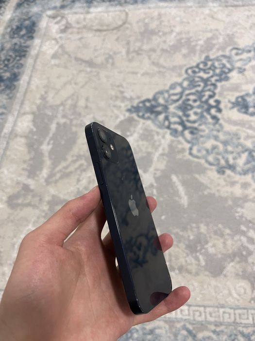 iPhone 12 с коробкой