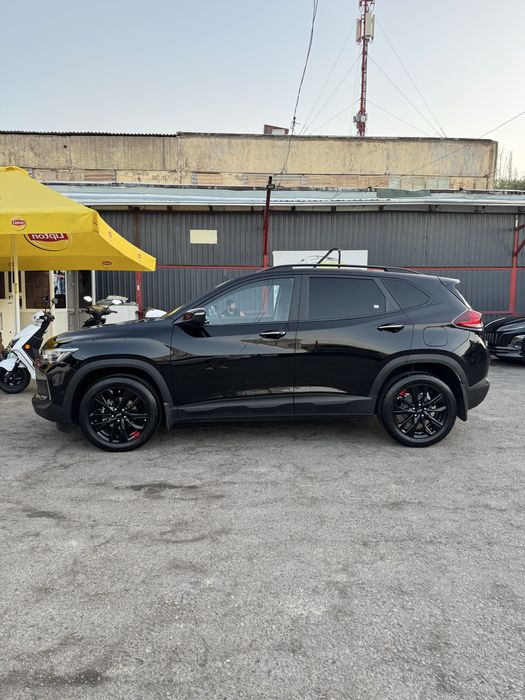 Tracker 2 Redline