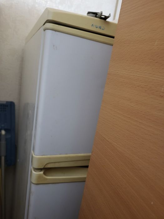 Отдам холодильник, бесплатно