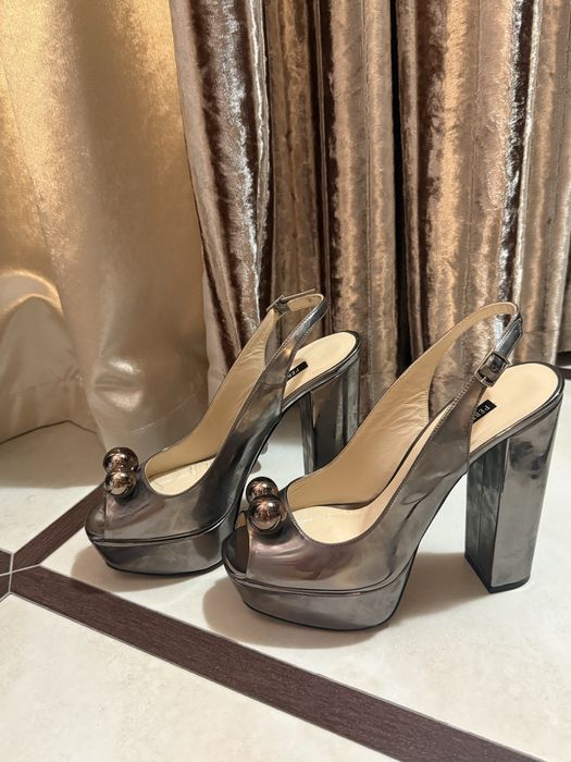 Продам туфли Perfect Pairs