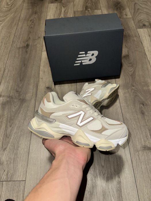 New Balance 9060