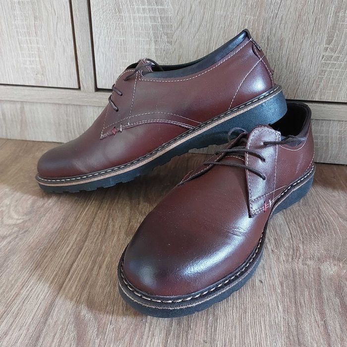 Vand pantofi barbati