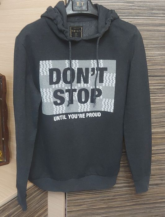 Продам пакет вещей на девочку 10-14 лет.