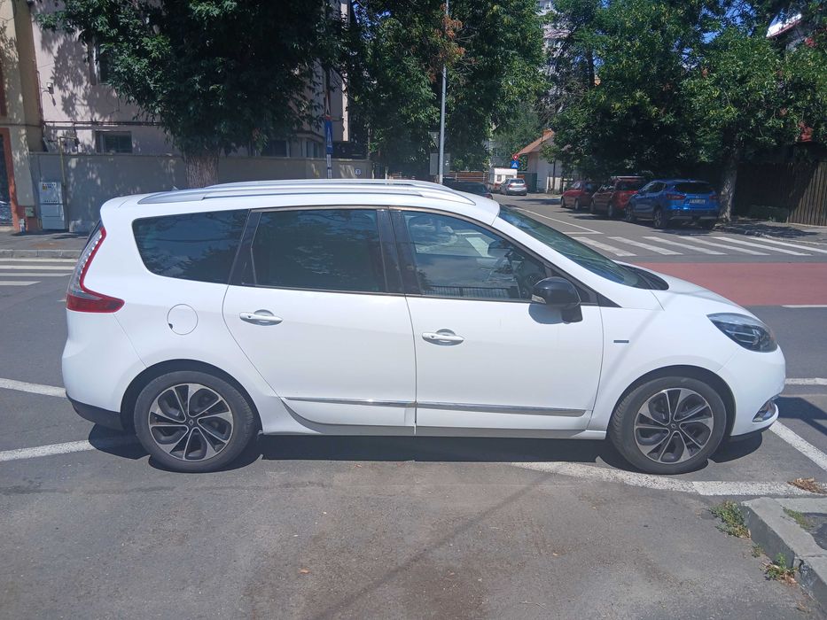 RENAULT Grand Scenic 2015 — imagine 2