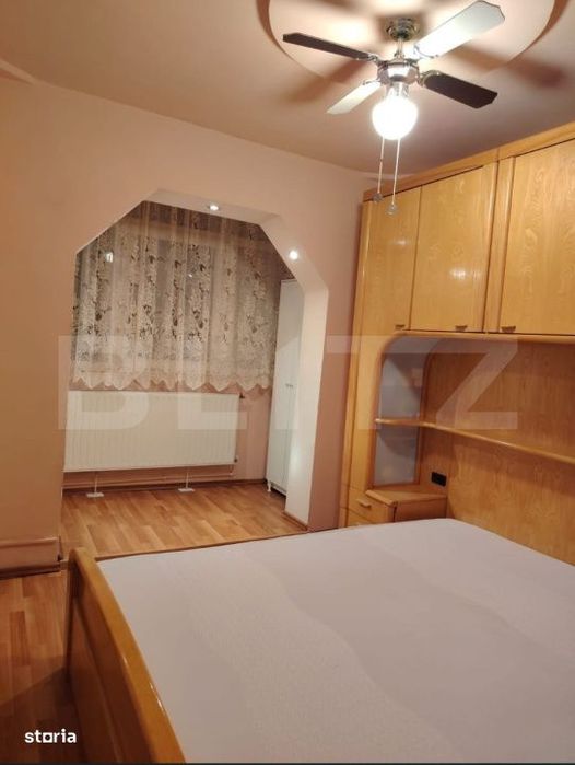 Apartament de vanzare, cu 3 camere, Nufarul