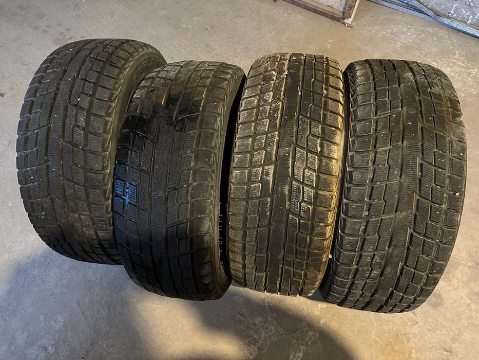 Автошина отличное состояния