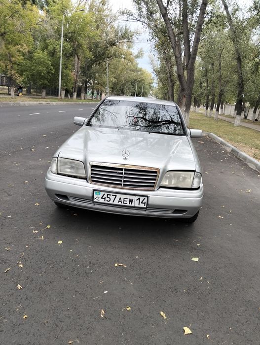 Продам Мерседес Бенц С180