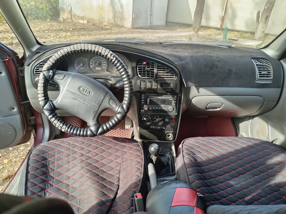 Продаю машину Kia spectra