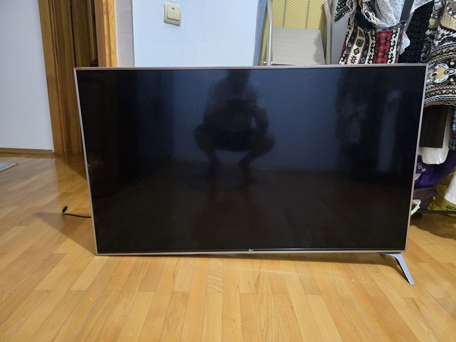 Телевизор  б/у LG