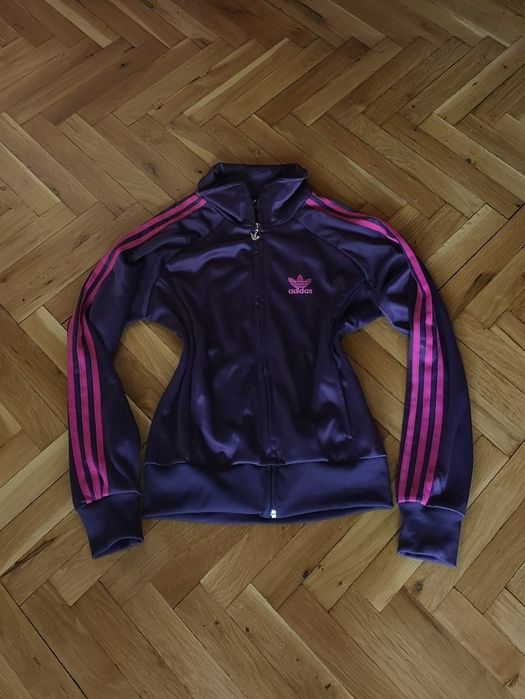 Оригинални дамски горнища Адидас размер L