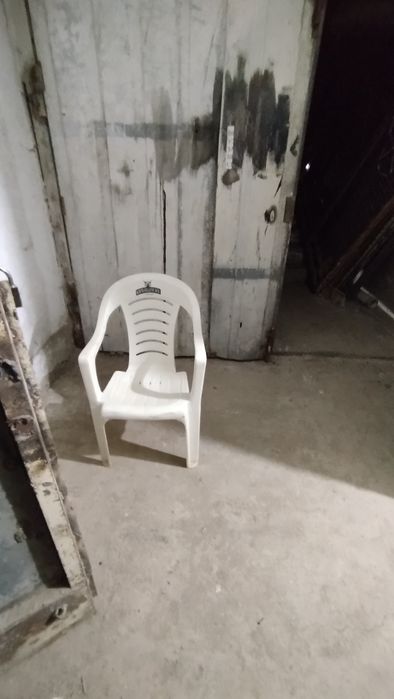 Срочно продам стулья