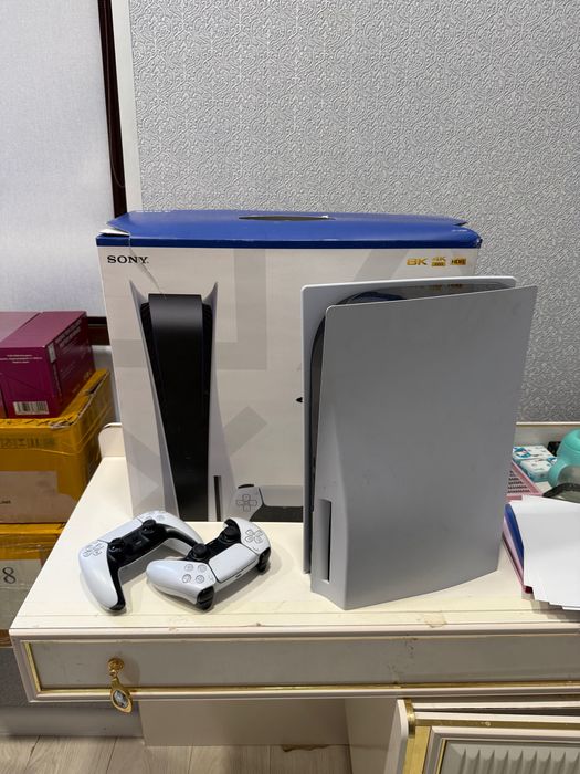 playstation 5 , 2 джостика + игры