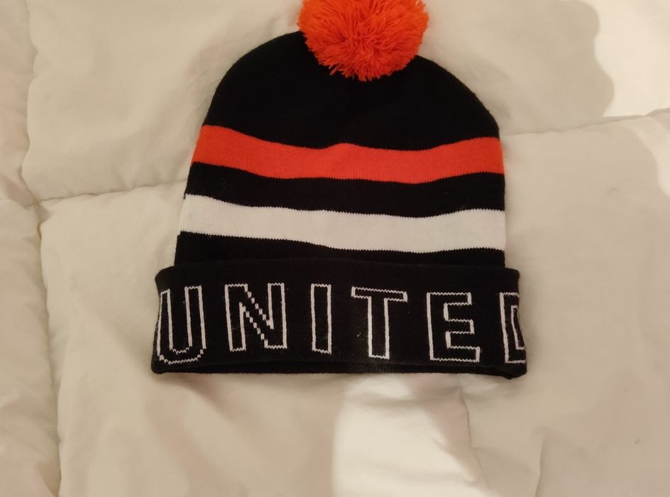 Зимна шапка Манчестър Юнайтед